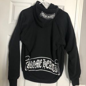 - Chrome heart pullover hoodie